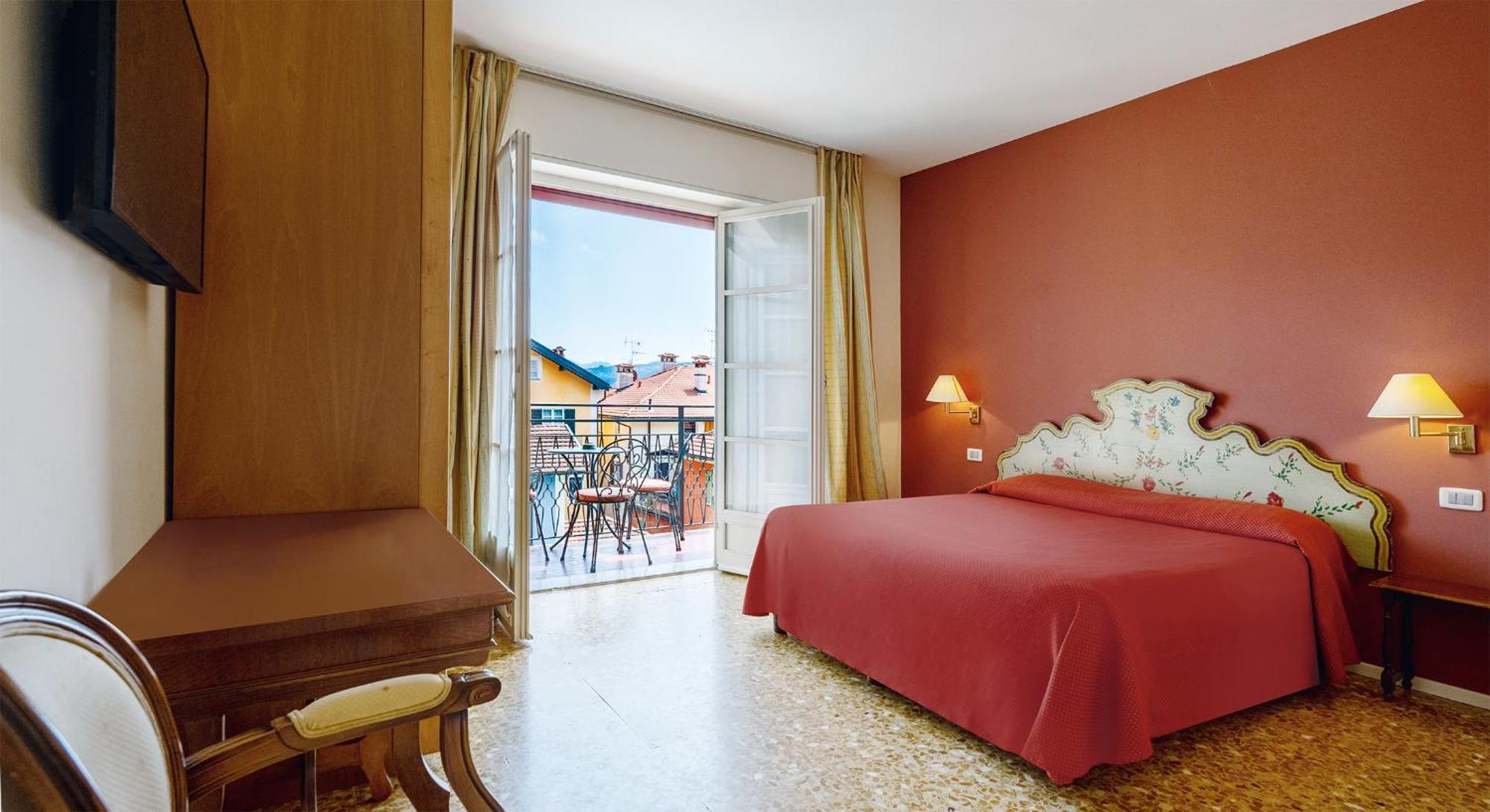 Residenza Dei Fiori Aparthotel Cannero Riviera Exterior photo