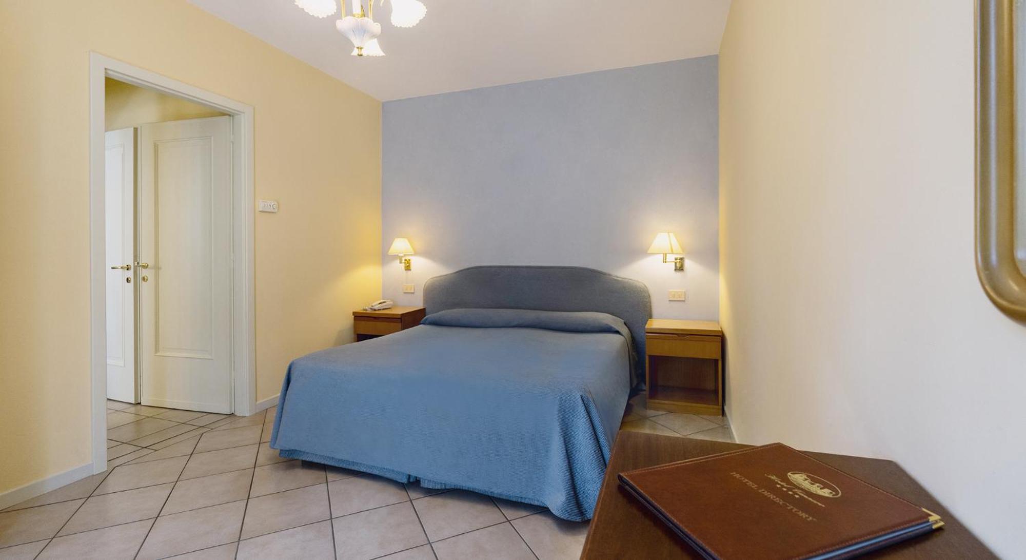 Residenza Dei Fiori Aparthotel Cannero Riviera Exterior photo