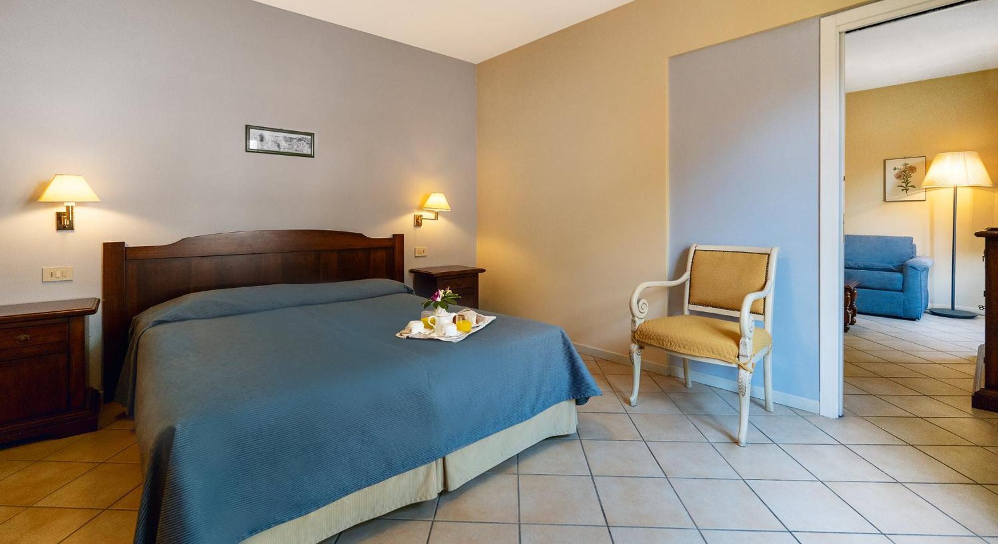 Residenza Dei Fiori Aparthotel Cannero Riviera Exterior photo
